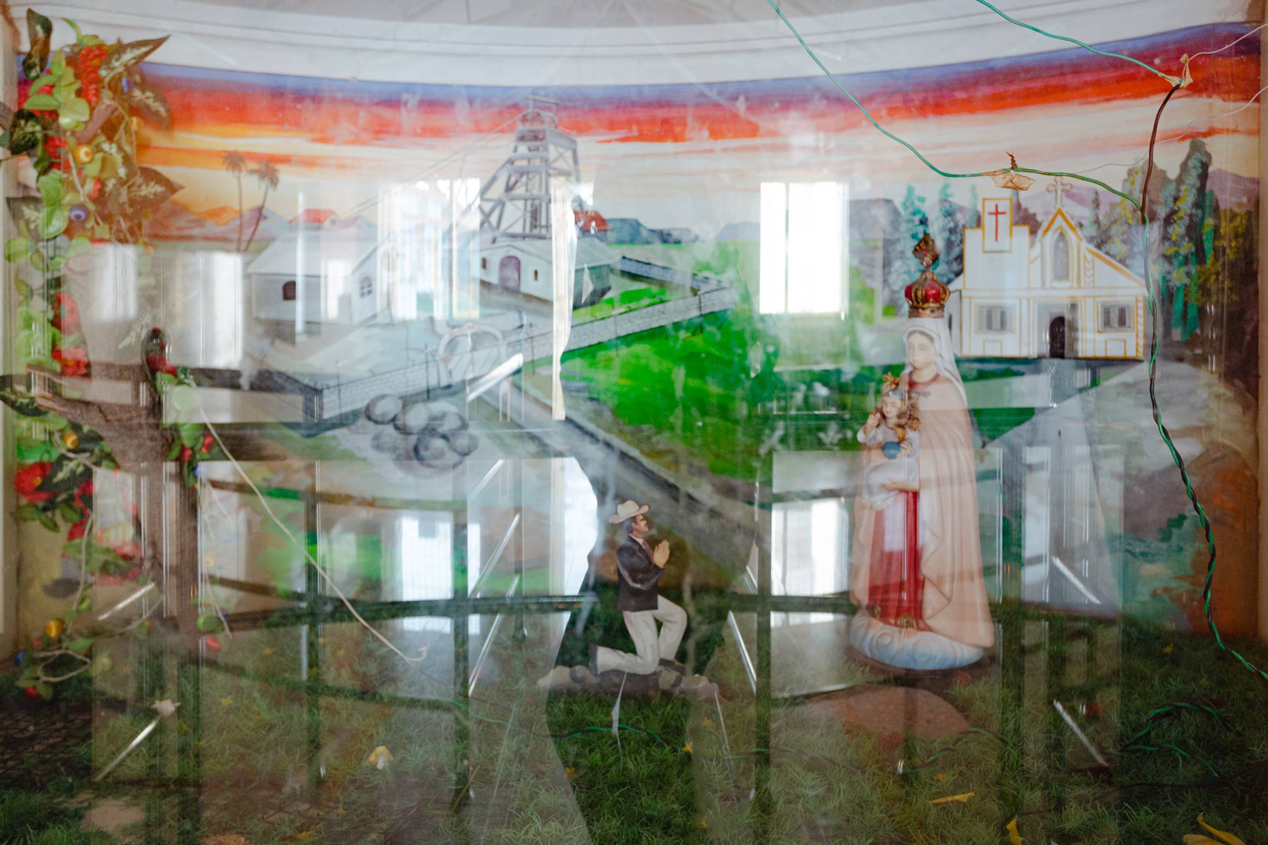 Roee Cohen. Mother of Mines Shrine #1. 2019